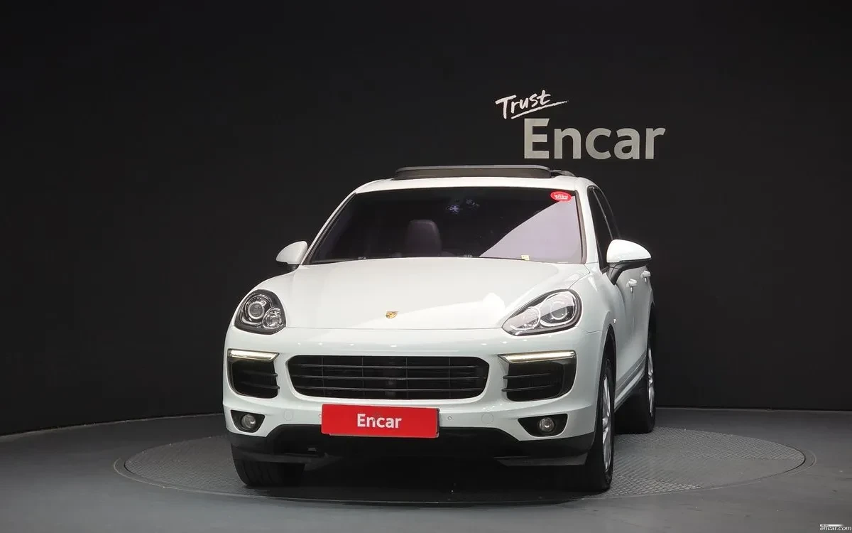Porsche Cayenne 3.0 , снимка 3 - Автомобили и джипове - 54956100