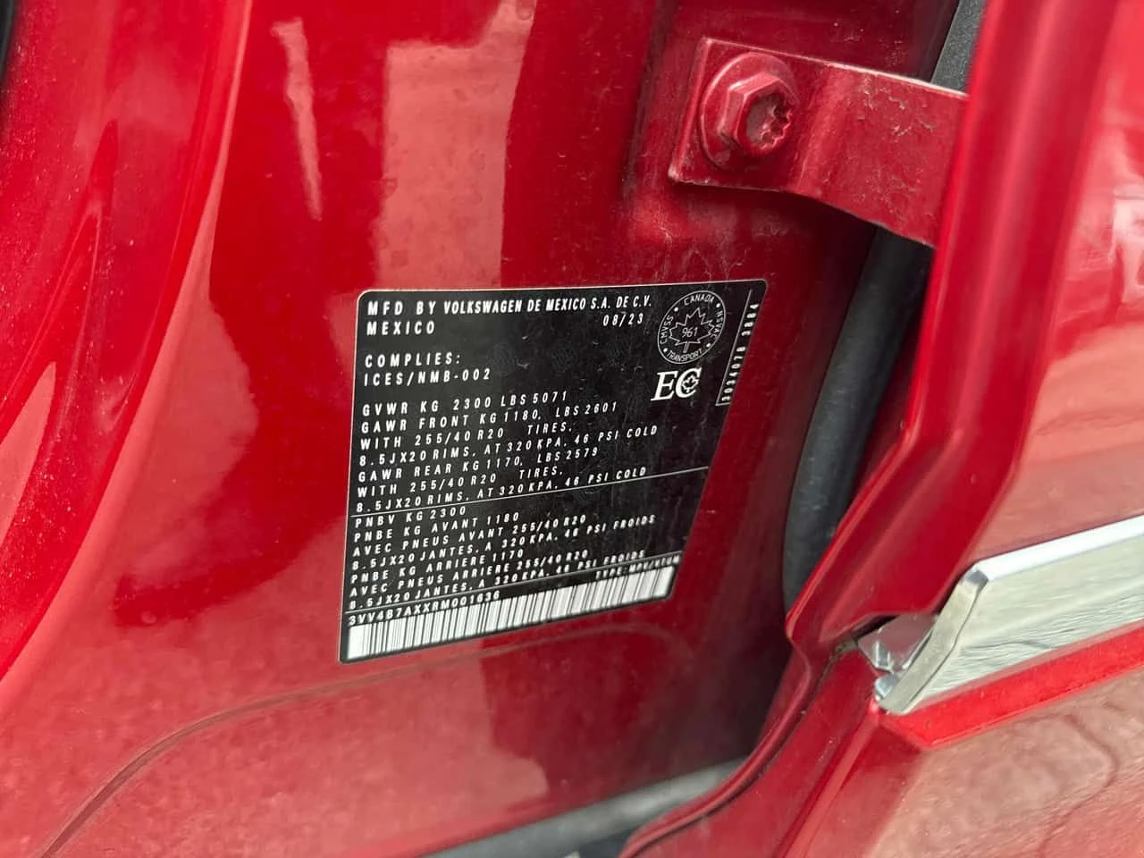 VW Tiguan * Highline R Line * CARFAX * ОПЦИЯ ЗА ФИНАНСИРАНЕ , снимка 10 - Автомобили и джипове - 55246308