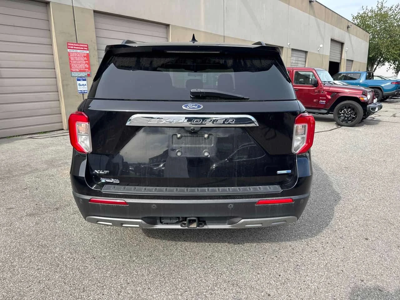 Ford Explorer XLT| PANO| KEYLESS| NAVI| ПОДГРЕВИ| 2 KЛЮЧА| , снимка 4 - Автомобили и джипове - 55404878