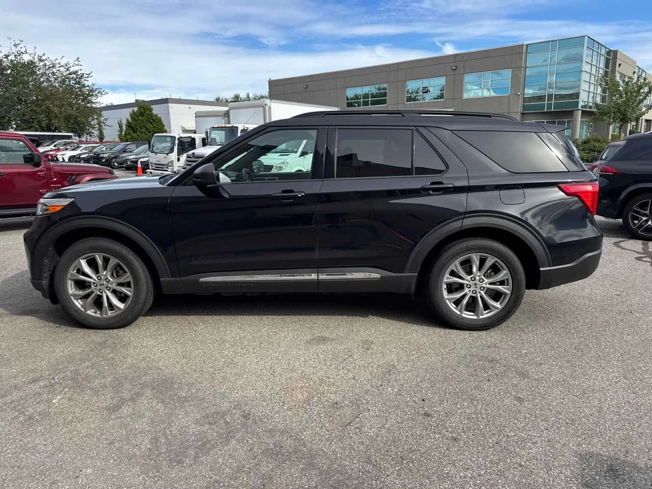 Ford Explorer XLT| PANO| KEYLESS| NAVI| ПОДГРЕВИ| 2 KЛЮЧА| , снимка 2 - Автомобили и джипове - 55404878