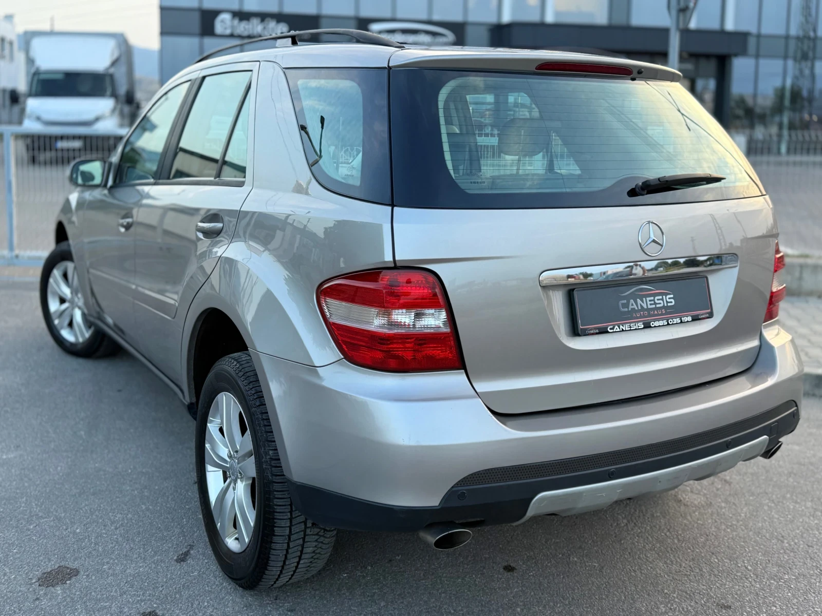Mercedes-Benz ML 320 НА ПРУЖИНИ* ЛЮК* ПОДГРЕВ, снимка 6 - Автомобили и джипове - 55874790
