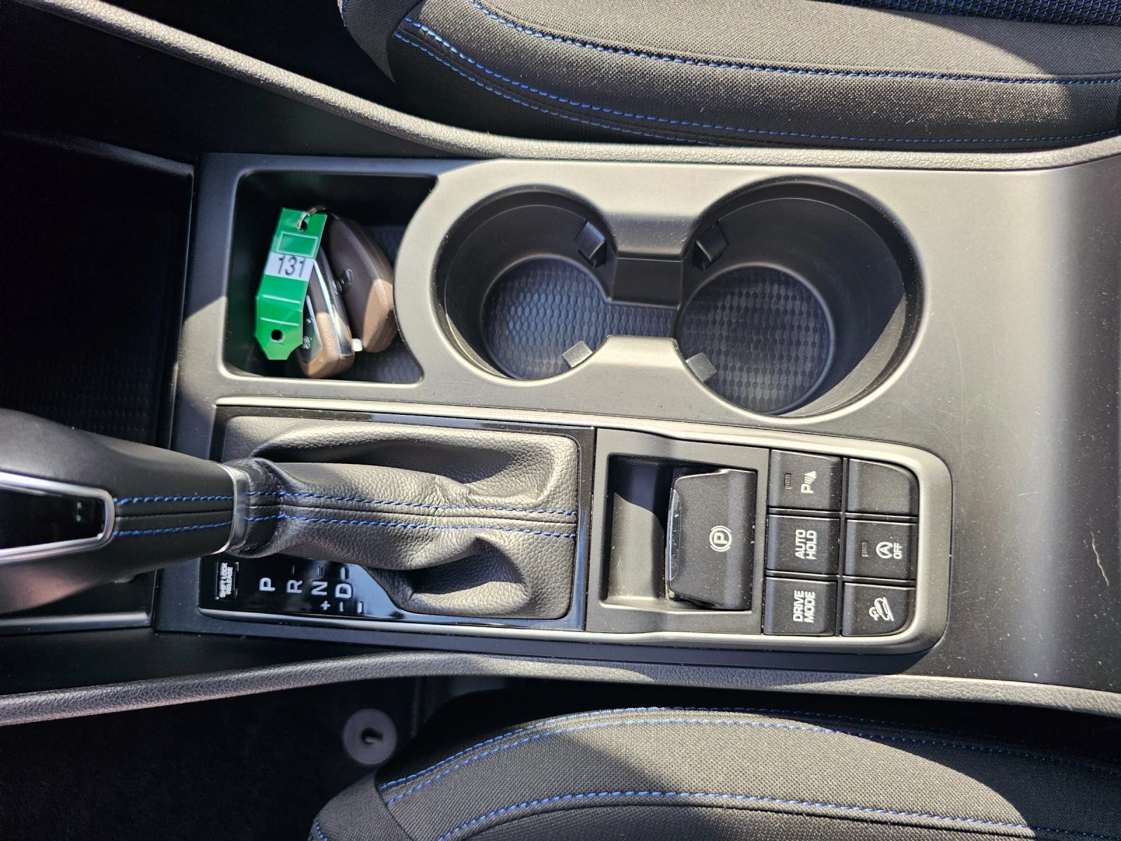 Hyundai Tucson 1.7 cdti ABTOMAT , снимка 12 - Автомобили и джипове - 55901685