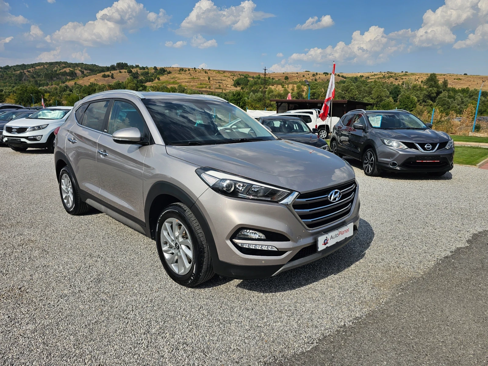 Hyundai Tucson 1.7 cdti ABTOMAT , снимка 7 - Автомобили и джипове - 55901685