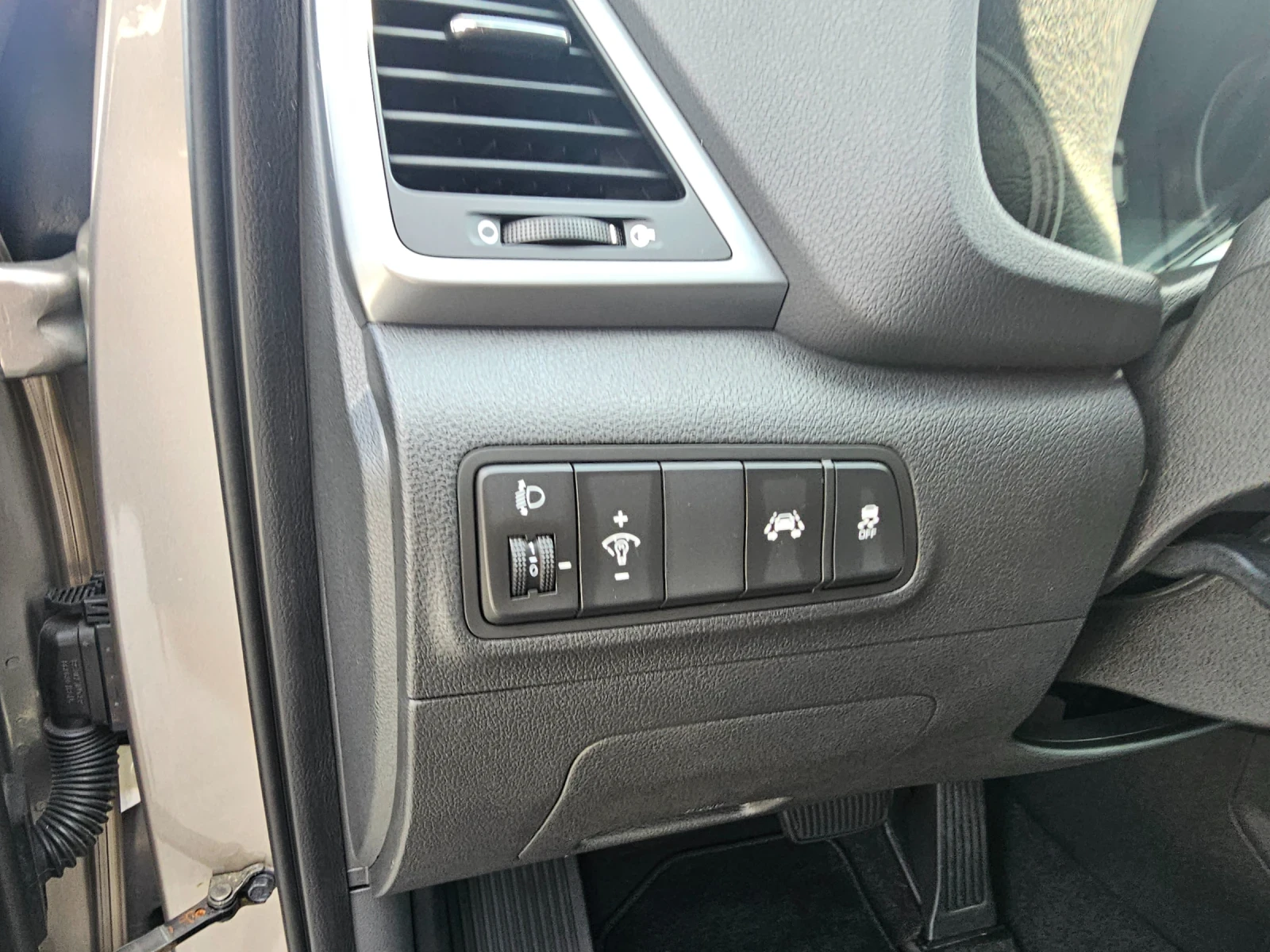 Hyundai Tucson 1.7 cdti ABTOMAT , снимка 15 - Автомобили и джипове - 55901685