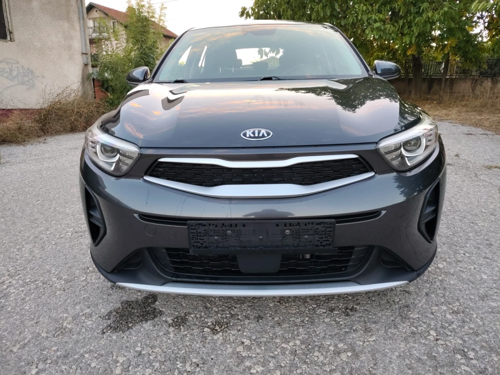 Kia Stonic 1.6 CRDI / 110кс. Перфектно състояние, снимка 2 - Автомобили и джипове - 55944450