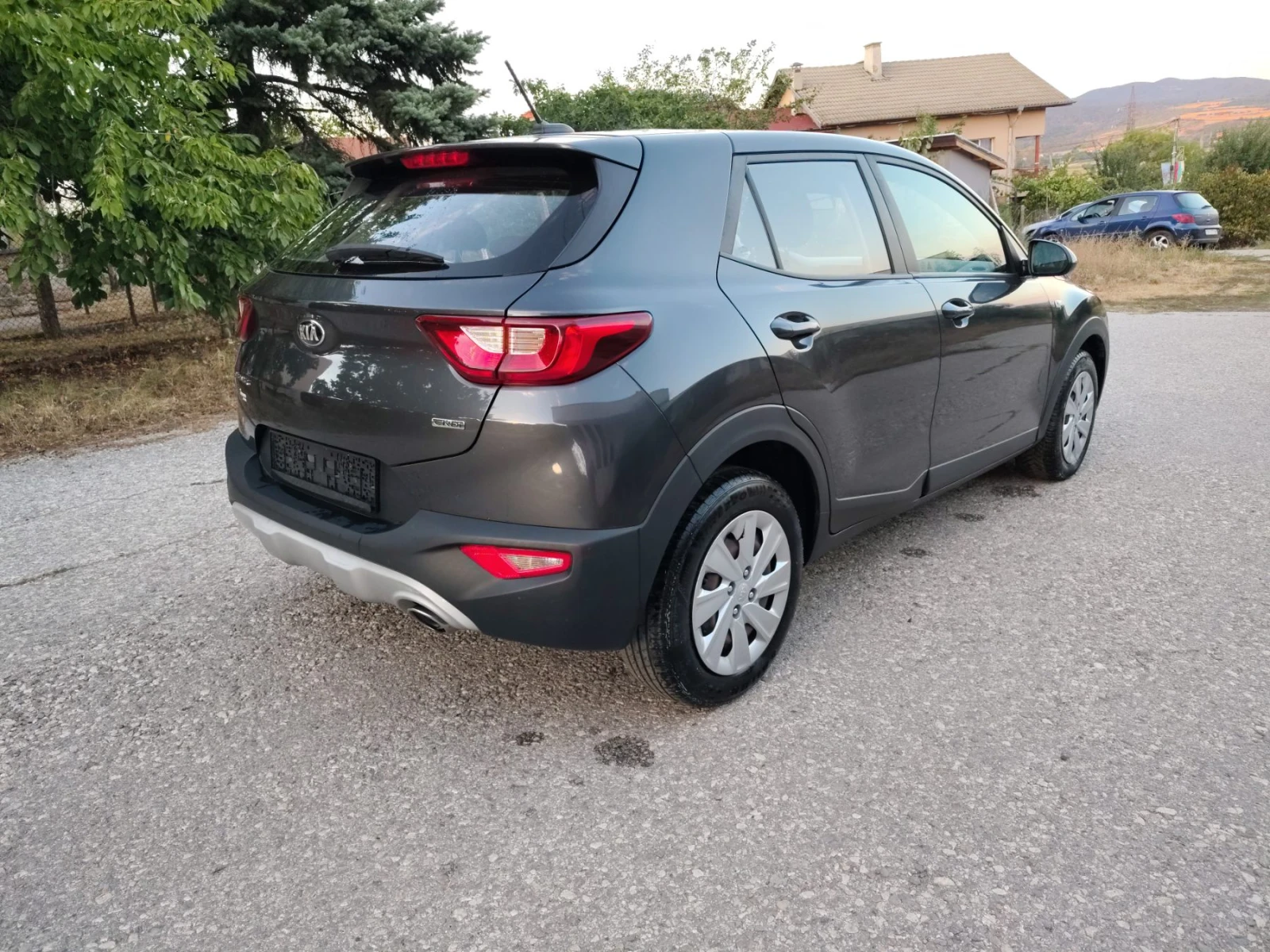 Kia Stonic 1.6 CRDI / 110кс. Перфектно състояние, снимка 5 - Автомобили и джипове - 55944450