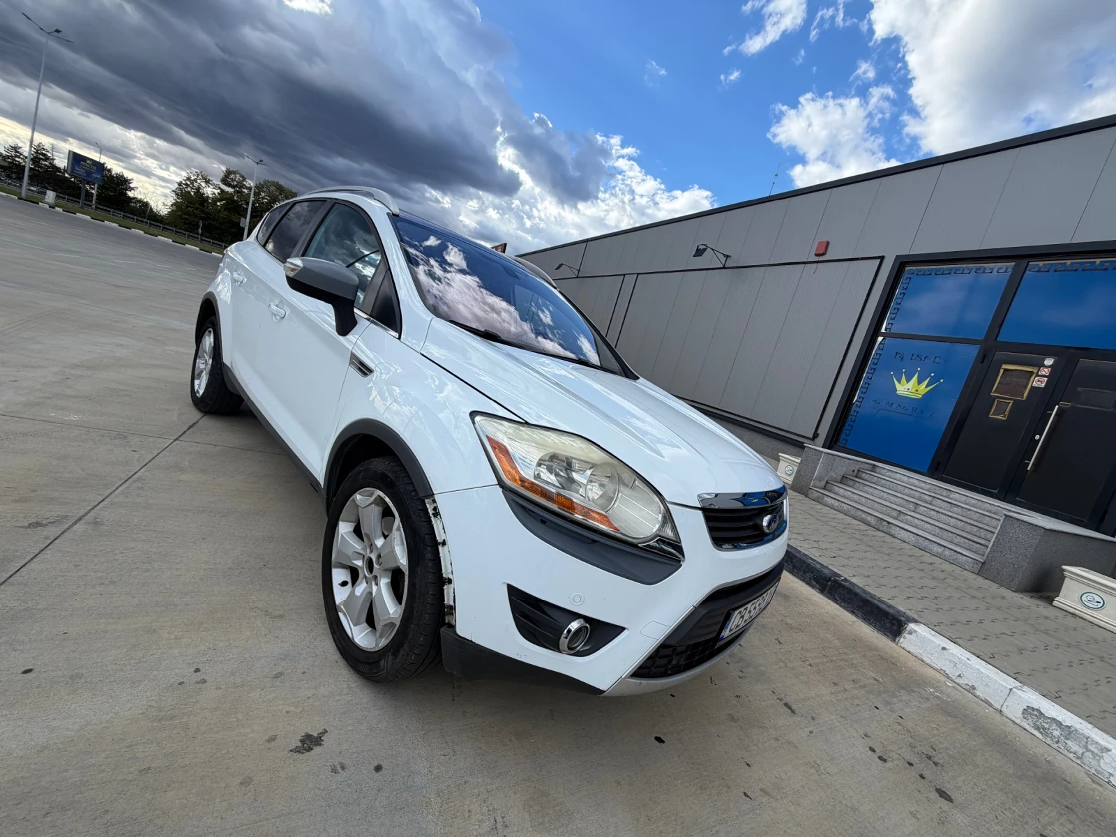Ford Kuga 2.0HDI* 4x4* Панорама, снимка 10 - Автомобили и джипове - 56201443