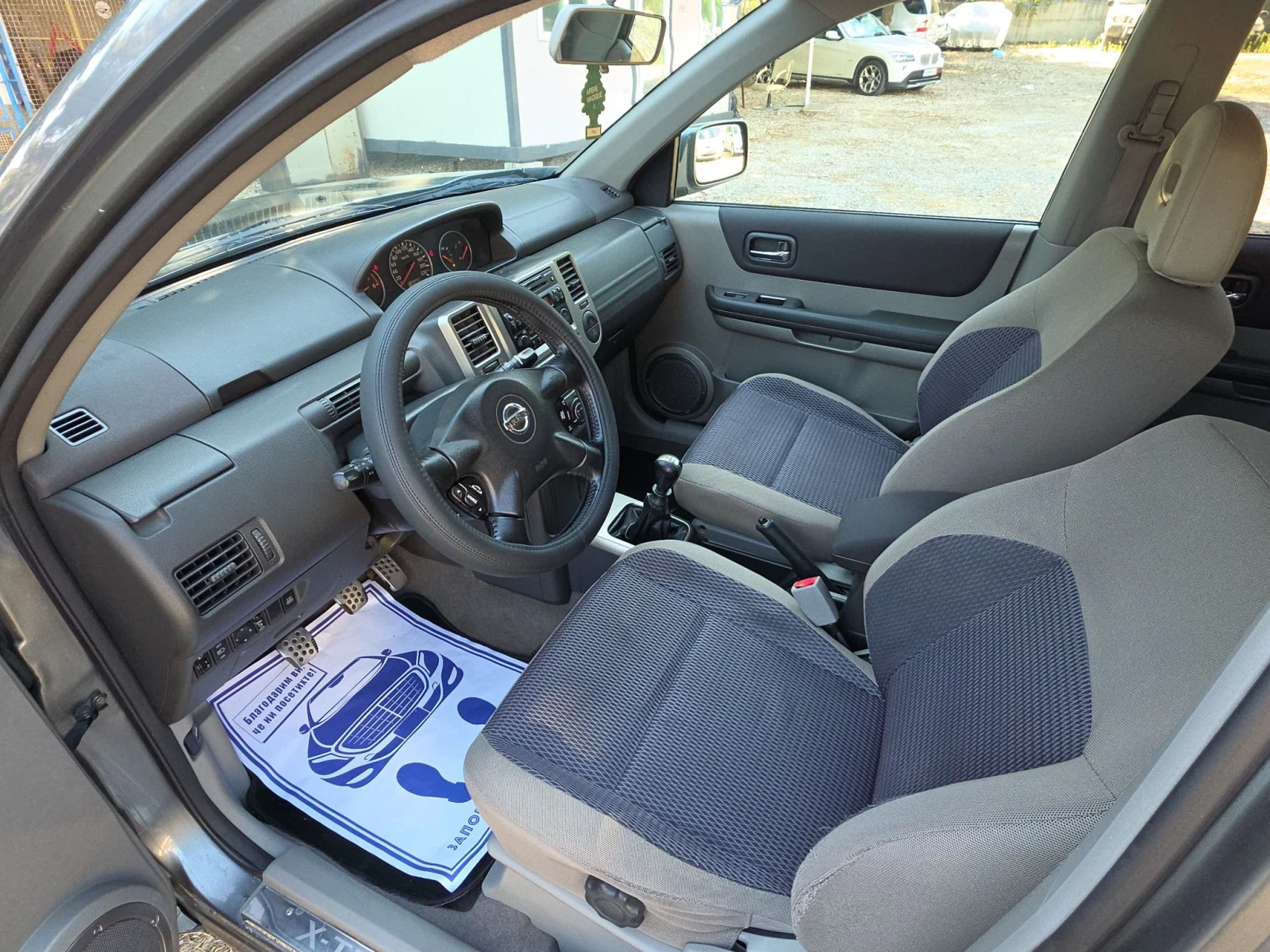 Nissan X-trail 2.2dci, снимка 7 - Автомобили и джипове - 56629545