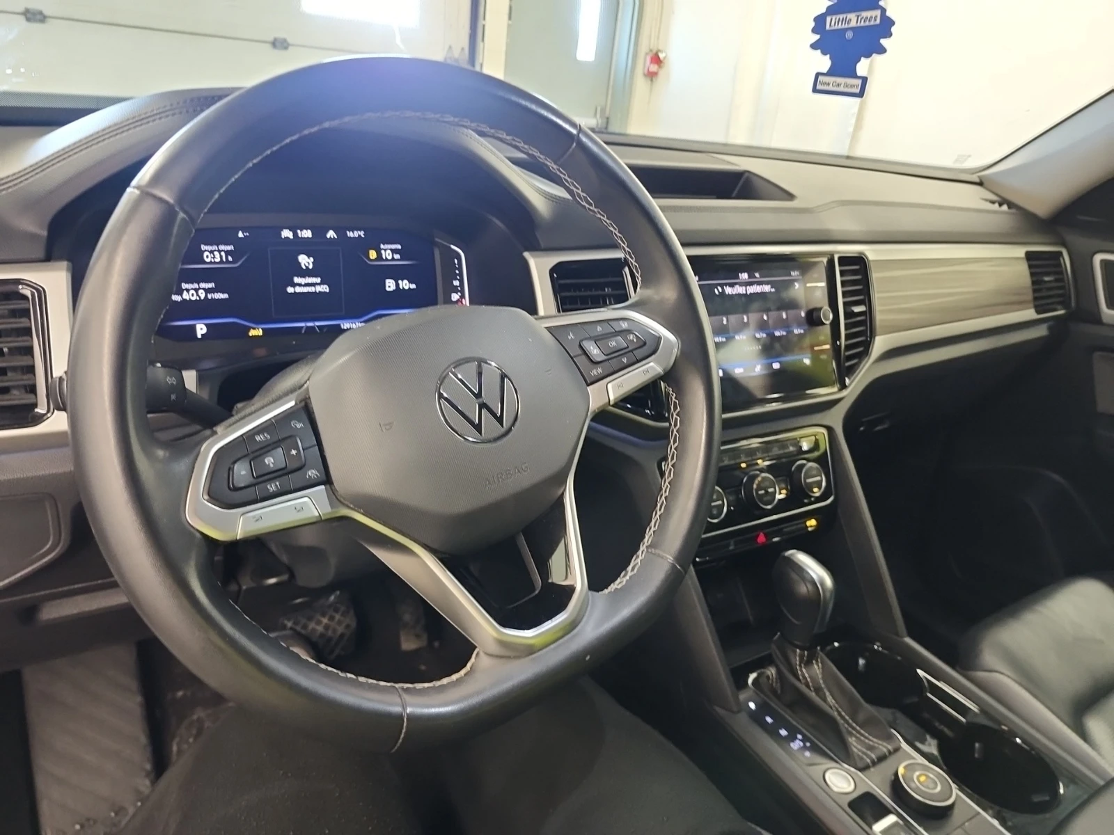 VW Atlas HIGHLINE / АВТОКРЕДИТ, снимка 8 - Автомобили и джипове - 56742315