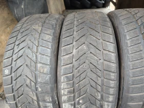 Гуми Зимни 275/40R22, снимка 2