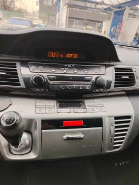 Honda Fr-v, снимка 6