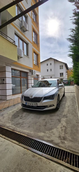 Skoda Superb Амбишън N1, снимка 8