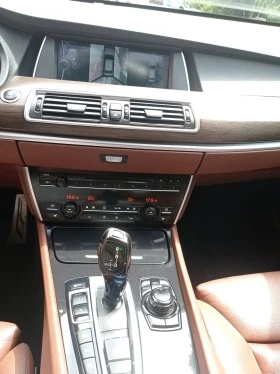 BMW 5 Gran Turismo 550i, снимка 9