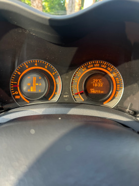 Toyota Auris Iви собственик ТМ Ауто 1.6 бензин, снимка 9