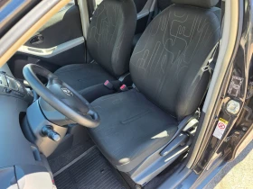 Toyota Yaris 1.3i 100k.c 6ck. | Mobile.bg    10