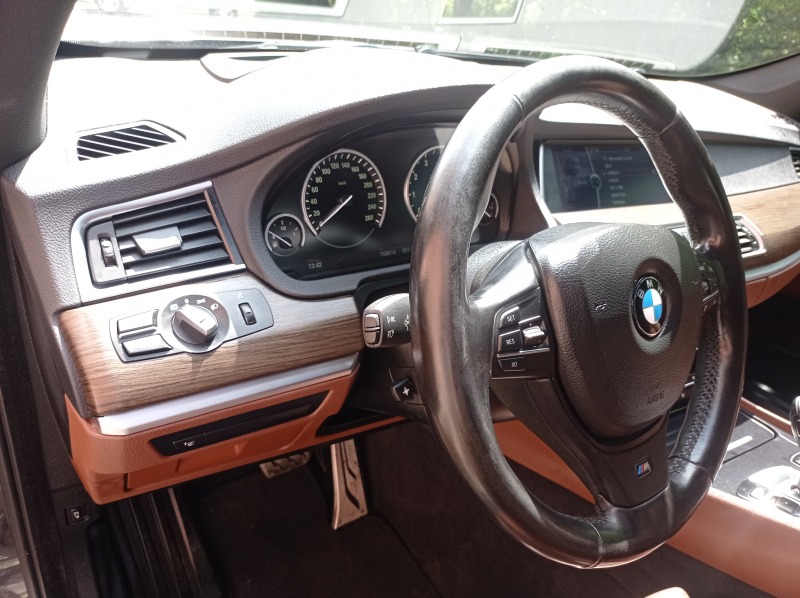 BMW 5 Gran Turismo 550i, снимка 12 - Автомобили и джипове - 46274784