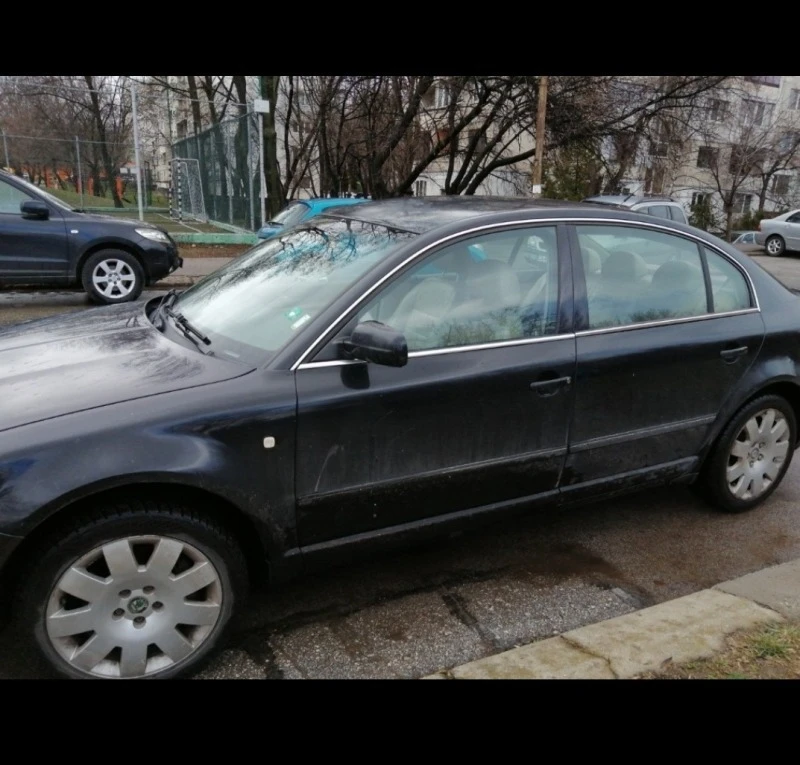 Skoda Superb, снимка 4 - Автомобили и джипове - 46911805