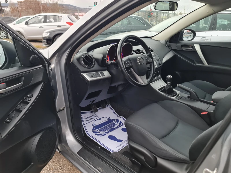 Mazda 3 1.6d/115hp, снимка 6 - Автомобили и джипове - 49227117