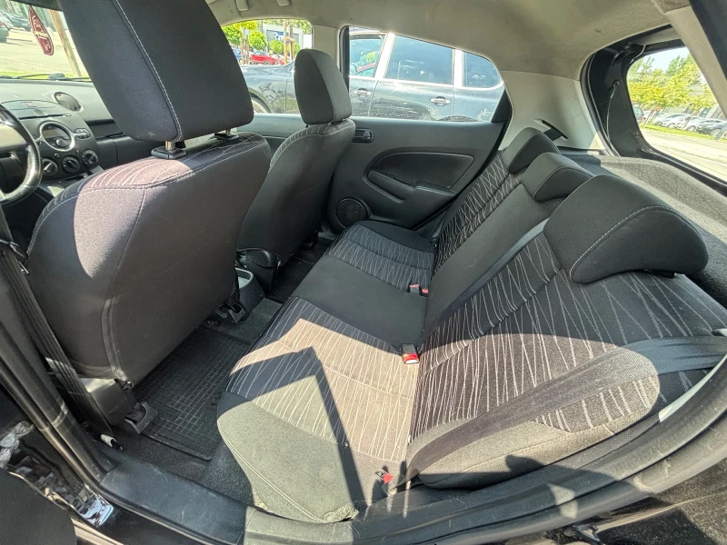 Mazda 2 1.4 hdi, снимка 8 - Автомобили и джипове - 51923016