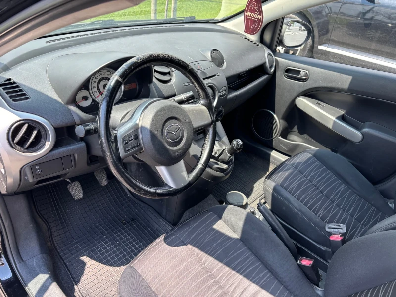 Mazda 2 1.4 hdi, снимка 5 - Автомобили и джипове - 51923016
