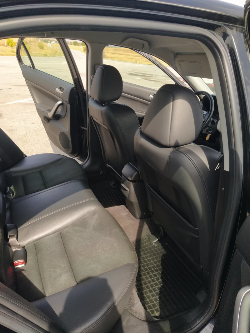 Honda Accord, снимка 10 - Автомобили и джипове - 51864921