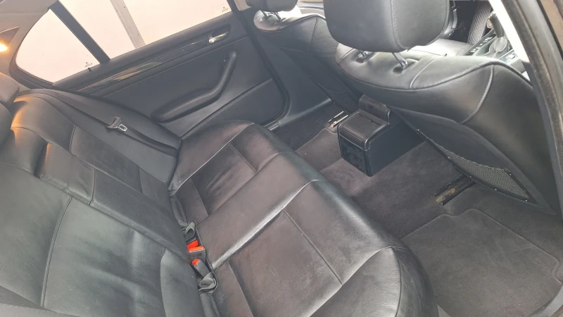 BMW 320, снимка 10 - Автомобили и джипове - 51762857