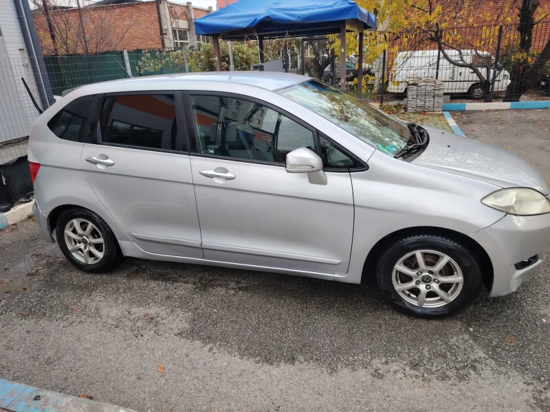 Honda Fr-v, снимка 3 - Автомобили и джипове - 52535557