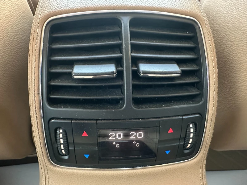 Mercedes-Benz CLS 500 face/5.5i 388 к.с./Газ/бензин/ГАРАНЦИЯ, снимка 10 - Автомобили и джипове - 52845542