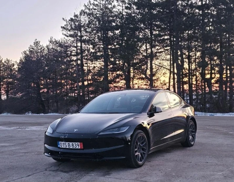 Tesla Model 3 Highland 2024 LFP
