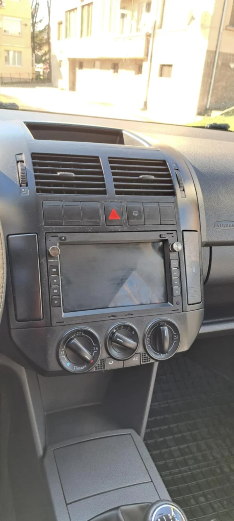 VW Polo, снимка 11 - Автомобили и джипове - 53260723