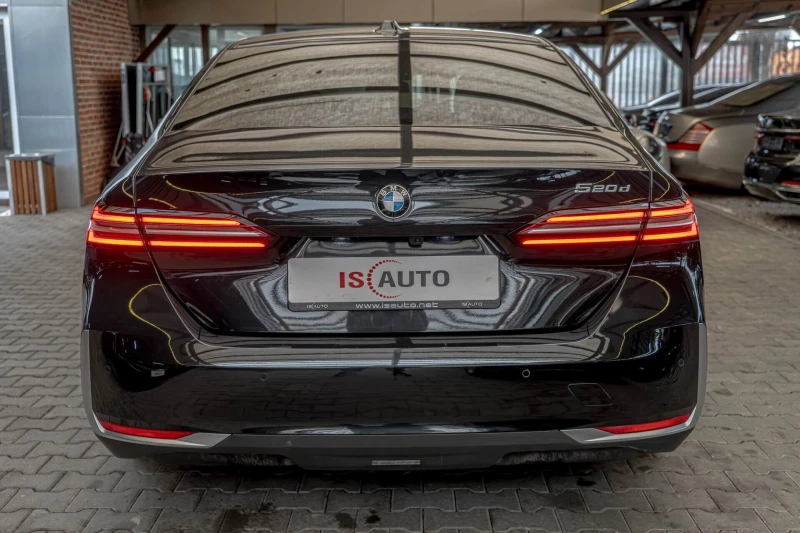 BMW 520 d/Harman Kardon/HuD/Virtual/Обдухване/Камера 360/, снимка 4 - Автомобили и джипове - 53479914