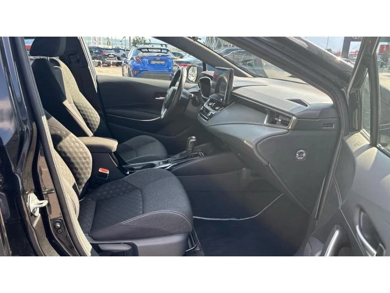 Toyota Corolla 1.8HSD DYNAMIC, снимка 6 - Автомобили и джипове - 55625121