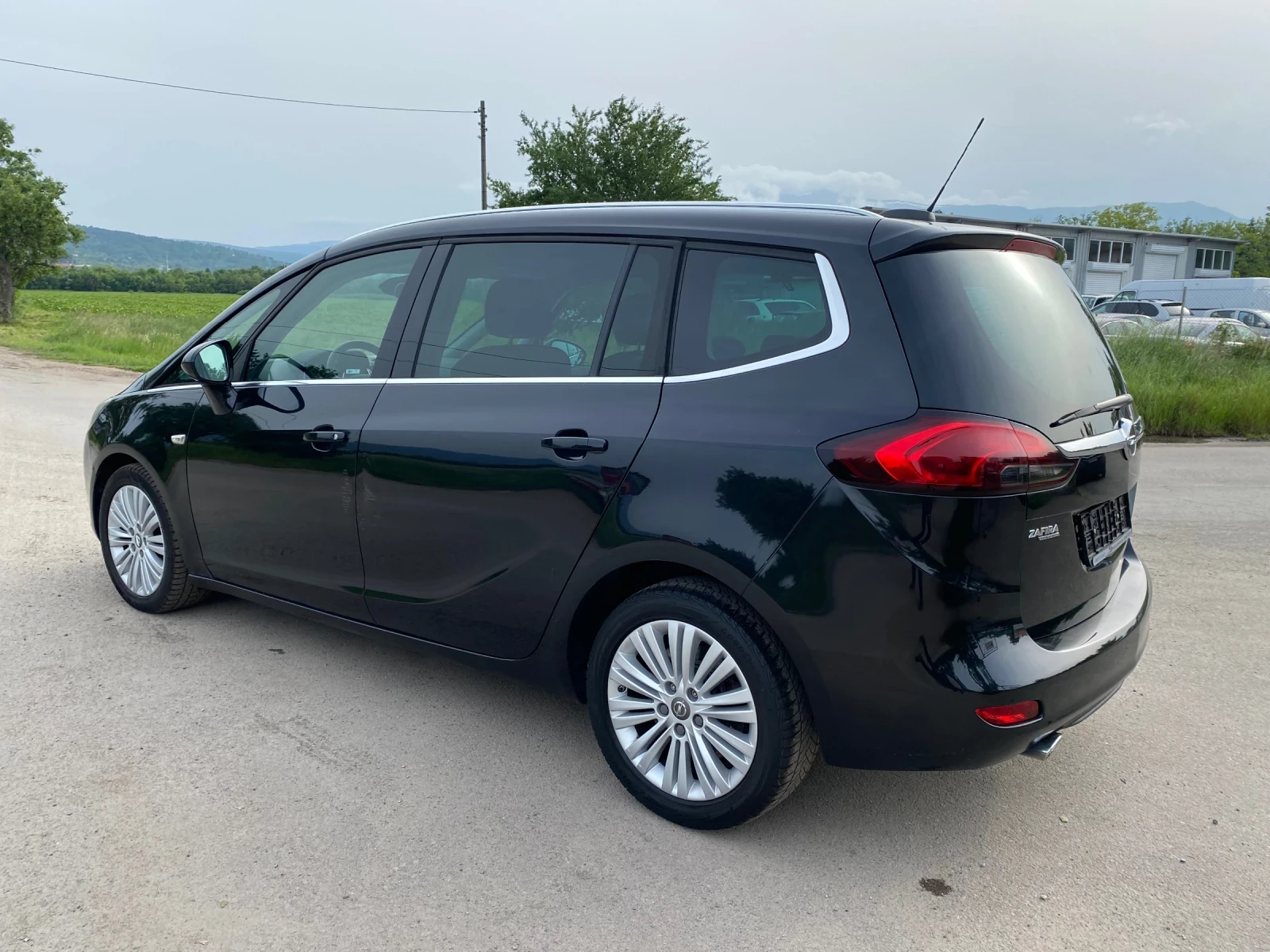 Opel Zafira 2.0TDCI-TOURER - изображение 4