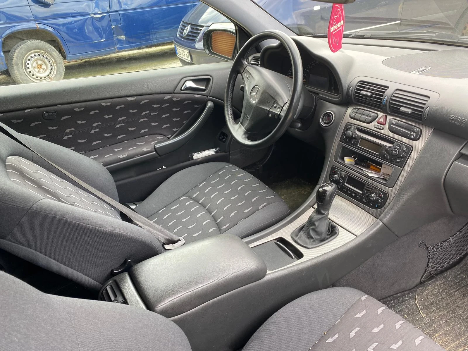 Mercedes-Benz C 200  - изображение 6