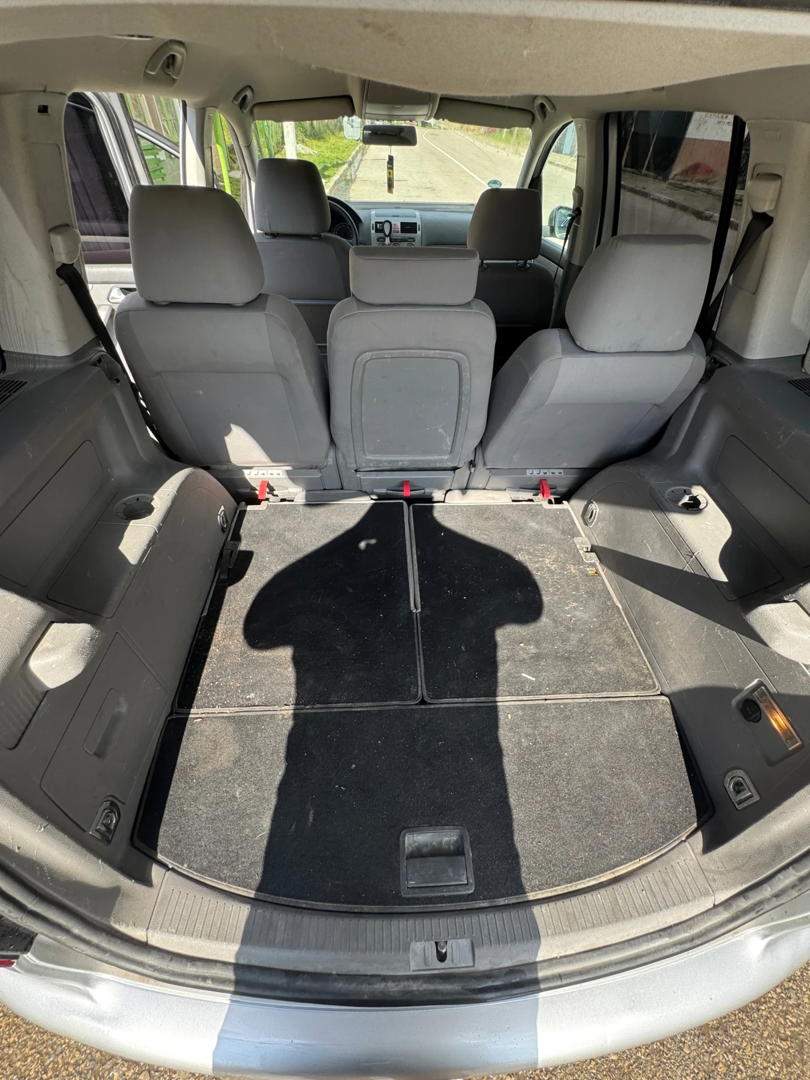 VW Touran  - изображение 9