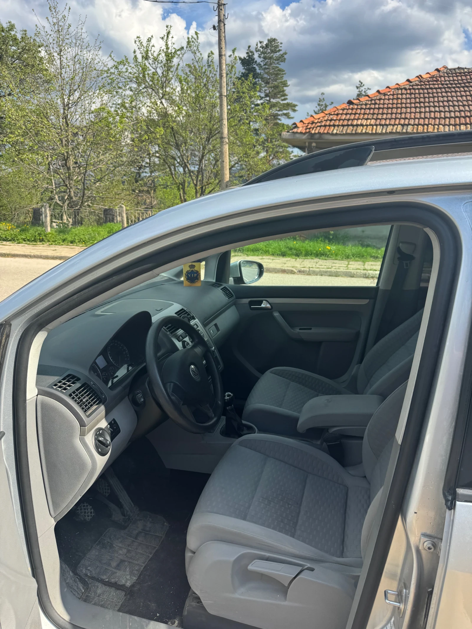 VW Touran  - изображение 5