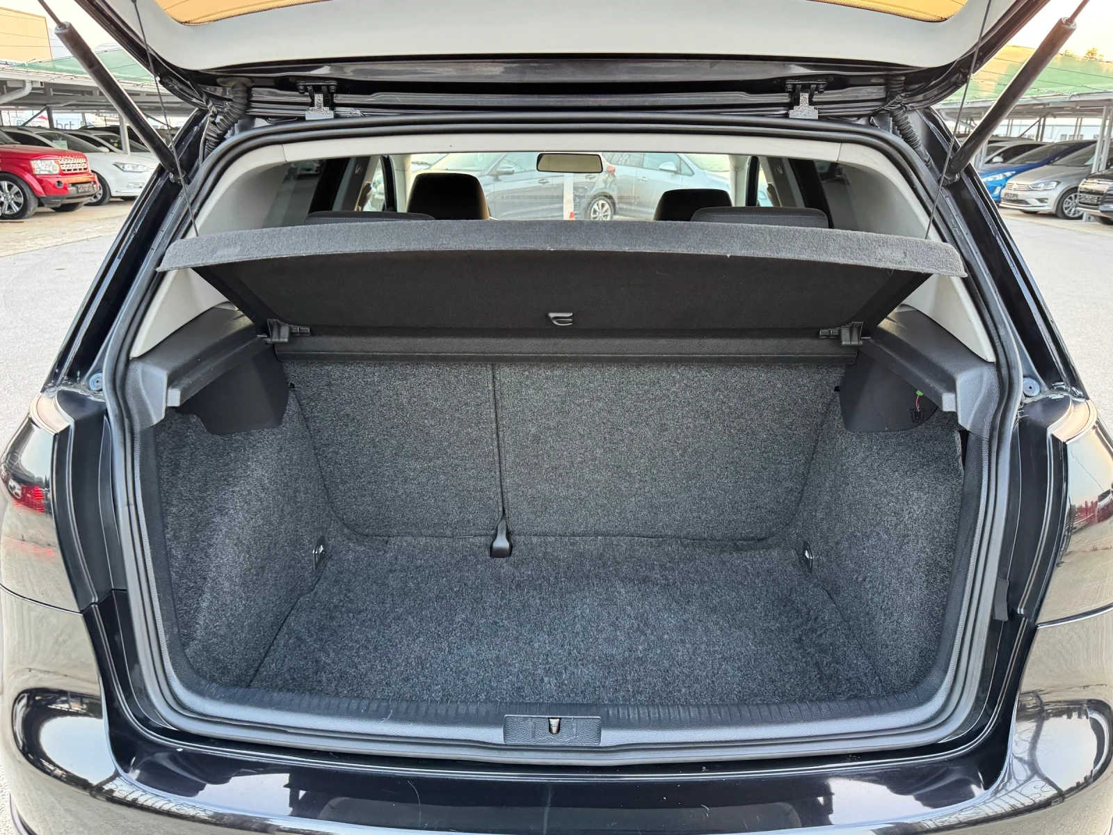 VW Golf 1.9TDI ИТАЛИЯ - изображение 8