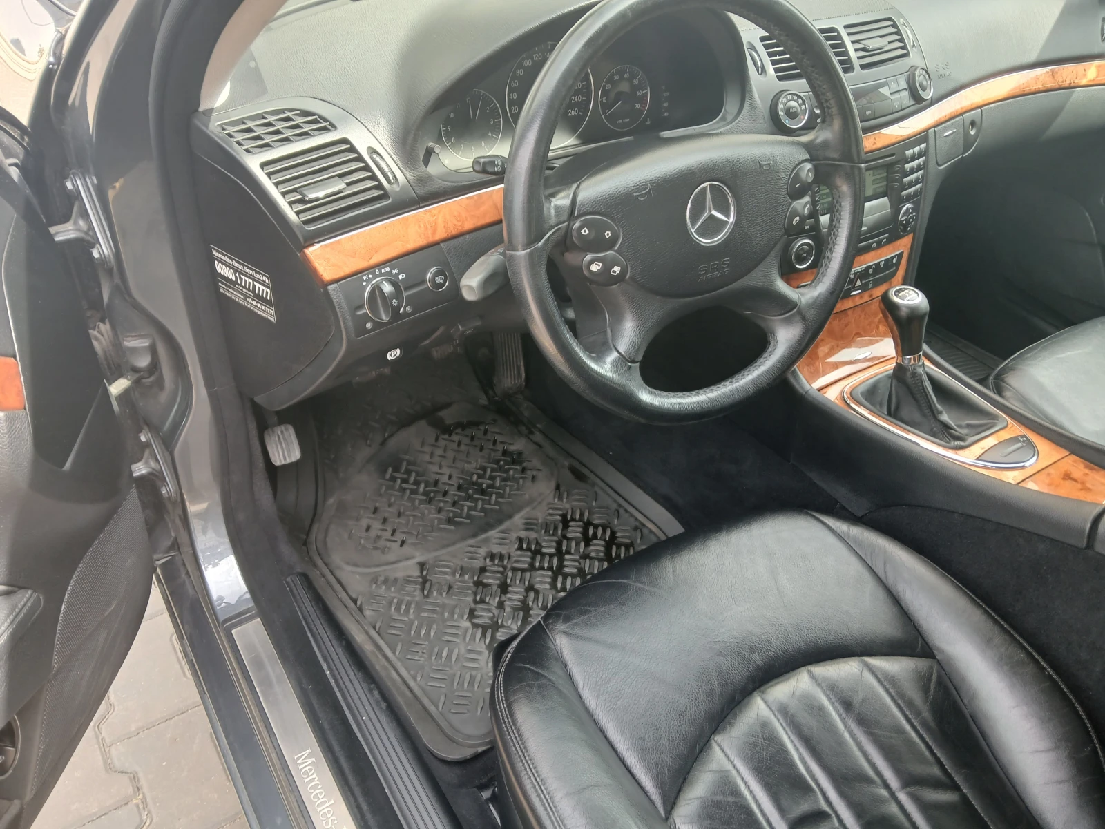 Mercedes-Benz E 280  - изображение 8