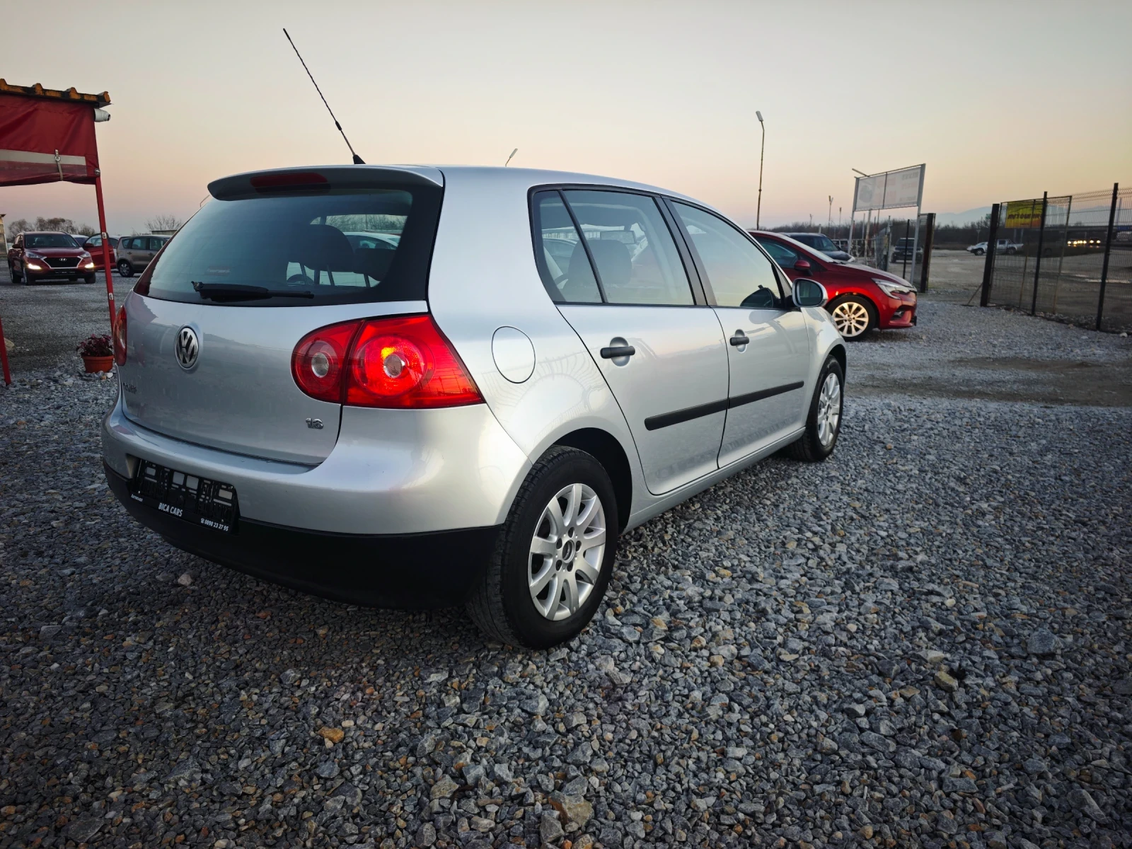 VW Golf 1.6i 102�.�  | Mobile.bg � ����������� 4