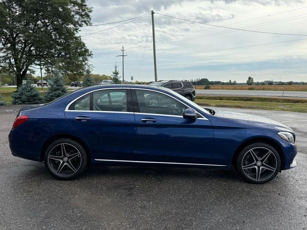 Mercedes-Benz C 300 4MATIC* АвтоКредит* (ЦЕНА ДО БГ) - изображение 6