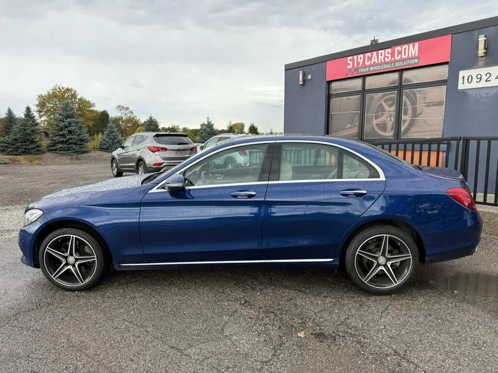 Mercedes-Benz C 300 4MATIC* АвтоКредит* (ЦЕНА ДО БГ) - изображение 2