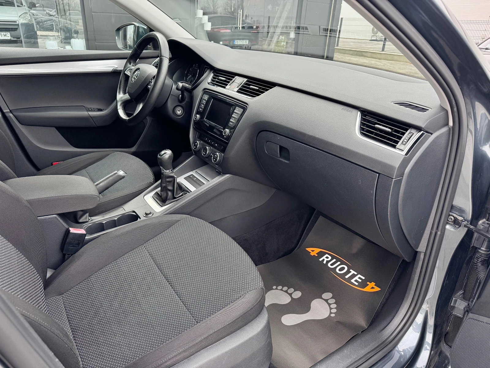 Skoda Octavia 1.4TFSi Bifuel /���������/ | Mobile.bg � ����������� 10