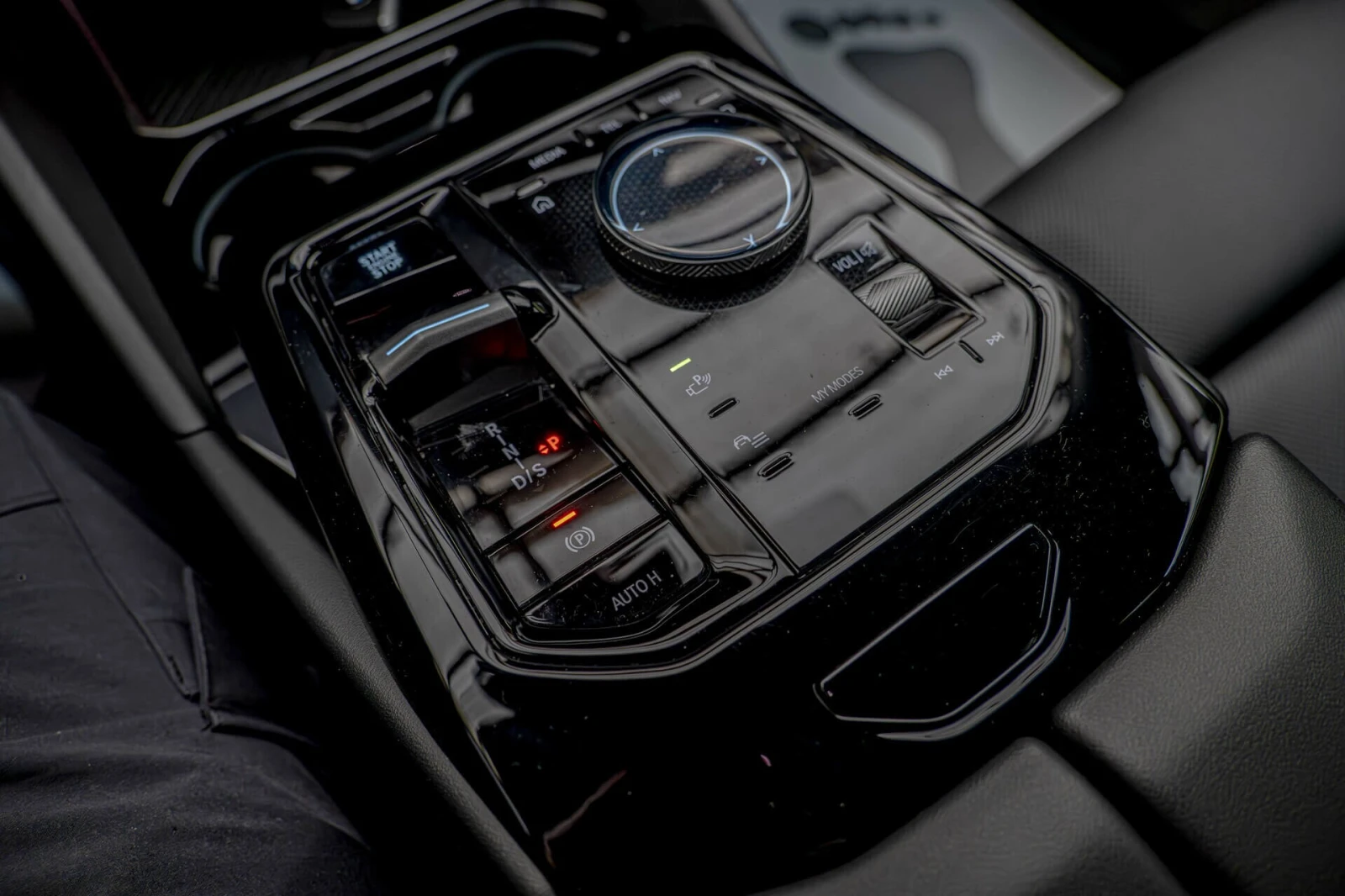 BMW 520 d/Harman Kardon/HuD/Virtual/Обдухване/Камера 360/ - изображение 10