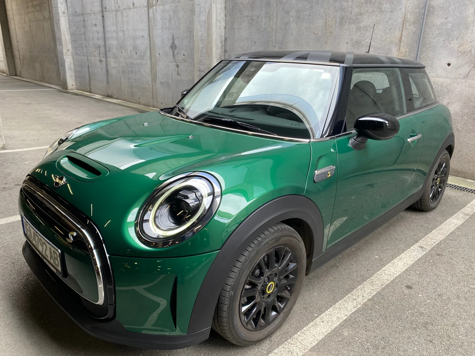 Mini Cooper SE - изображение 5