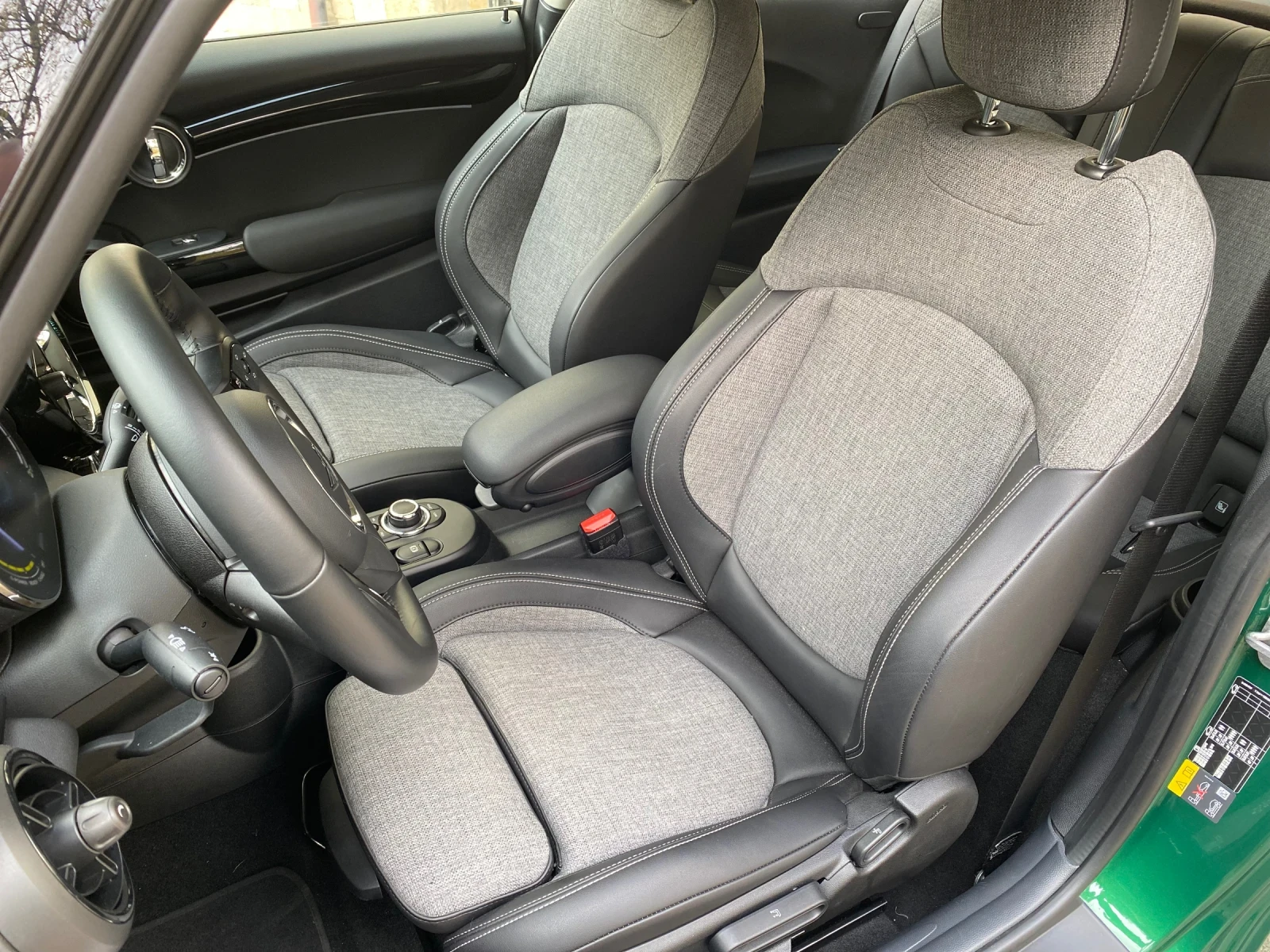 Mini Cooper SE, снимка 15 - Автомобили и джипове - 53511302