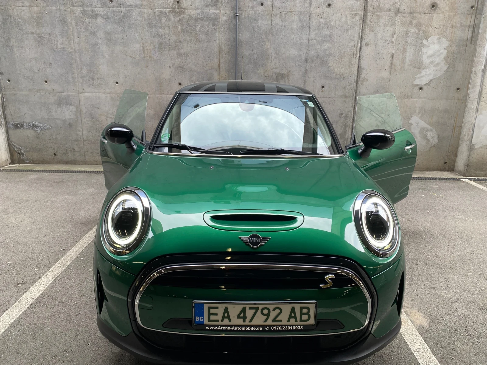 Mini Cooper SE - изображение 2