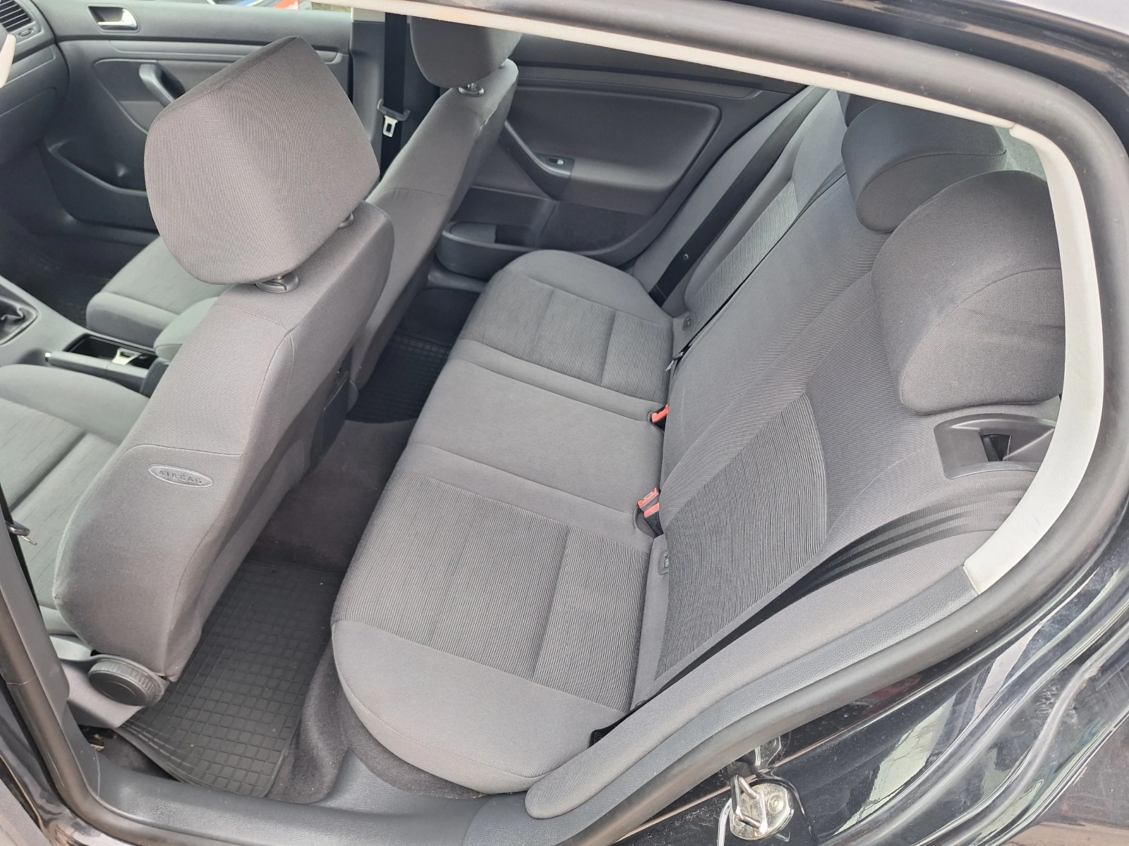 VW Golf 1.4i | Mobile.bg � ����������� 17