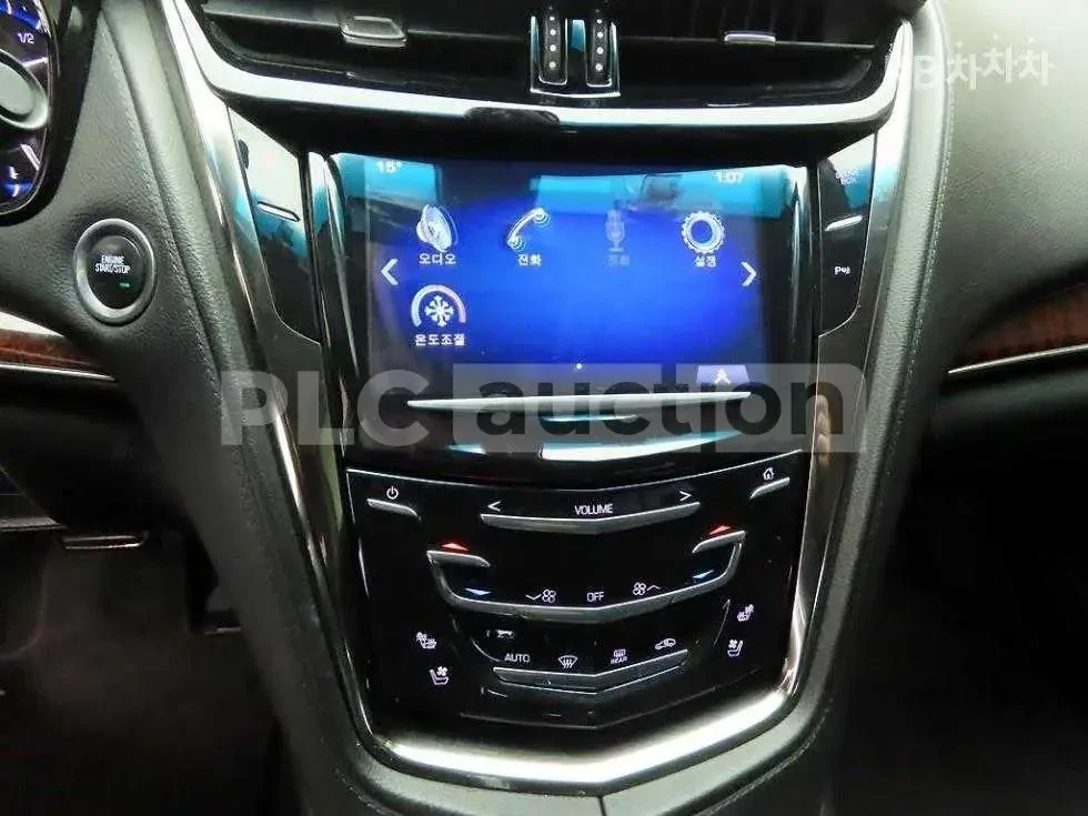 Cadillac Cts КОЖА/ОБДУХ/ПОДГЕВ/ЛИЗИНГ ОТ 175 ЕВРО НА МЕСЕЦ , снимка 7 - Автомобили и джипове - 54111967