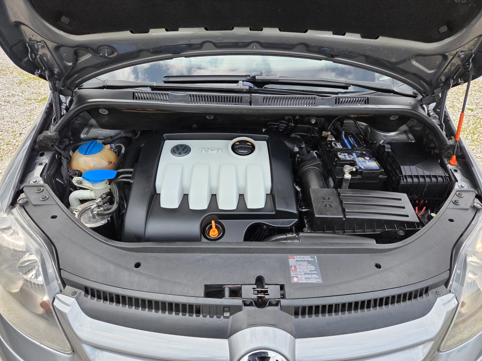 VW Golf Plus 1.9TDI 6ck.NAVI, снимка 17 - Автомобили и джипове - 54156372