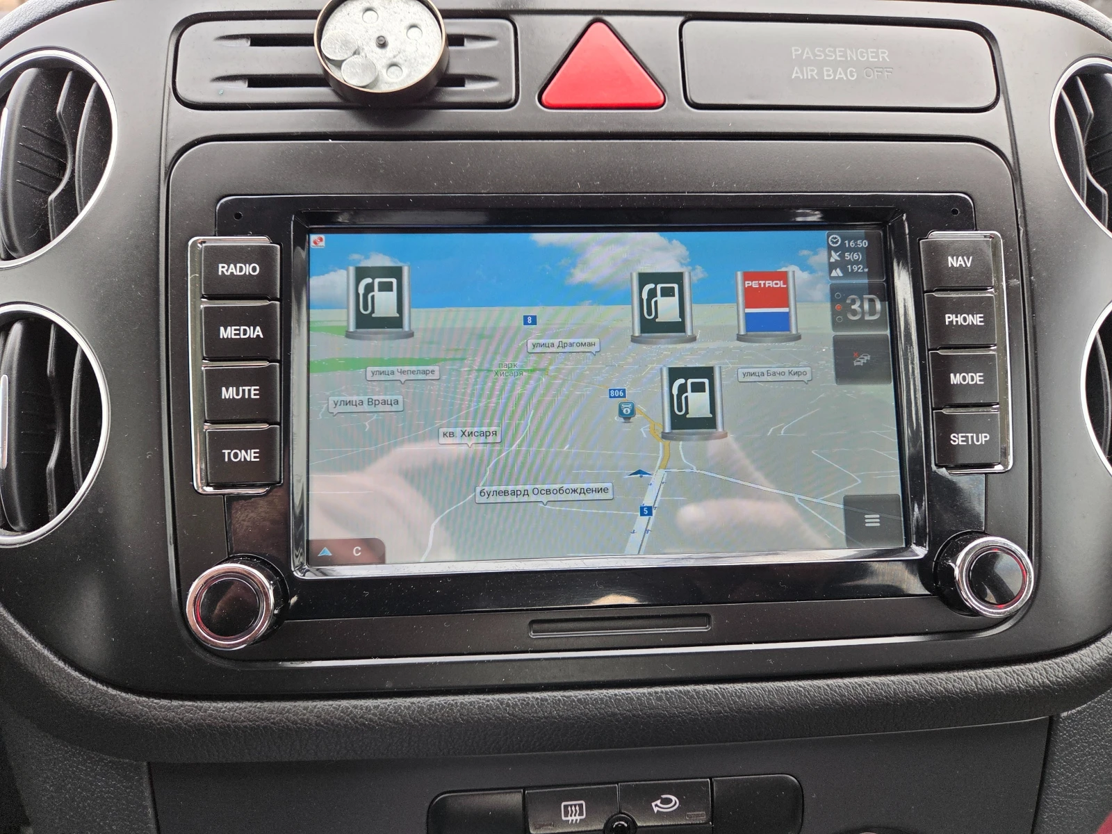 VW Golf Plus 1.9TDI 6ck.NAVI, снимка 9 - Автомобили и джипове - 54156372